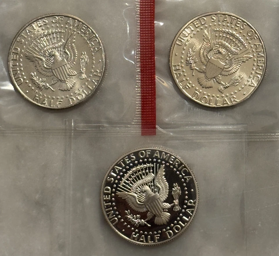 1992 P D S Kennedy Half Dollar - Proof & BU 3 Coin Lot Mint Cello - Image 4 of 4