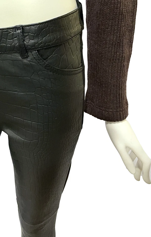 Nicole Miller Leather Pant w/Croc Texture Size 10 - Image 3 of 4