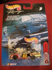 Hot Wheels 1999 Racing Delux Team Sabco Die-Cast Toy Car #26860 #44, NIB