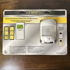 NEW Defiant Daylight Adjusting Indoor Digital Timer Motion Sensor NIP 1000015589