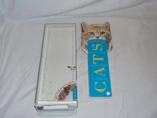 Fandex Family Field Guides: Cats - Workman Publishing - 50 Die-Cut Cards