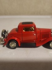 Diecast Red 1932 Ford 3 Window Coupe 1/43 scale