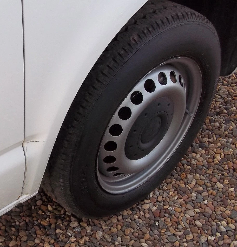 Steel wheel centre caps deals