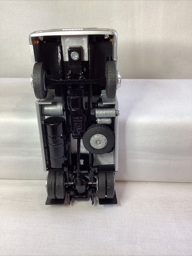 Eligor 1:43 Volvo FH ARROWS 1999 Ref 111596 - Picture 11 of 18