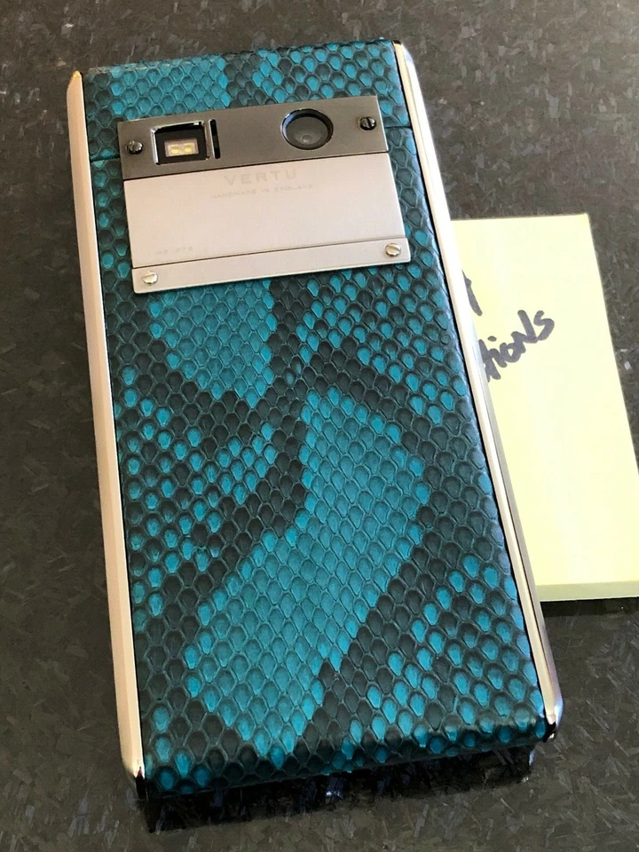 VERTU ASTER Limited Edition Exotic leather 64GB Global GSM 4G Luxury Phone - Image 2 of 2