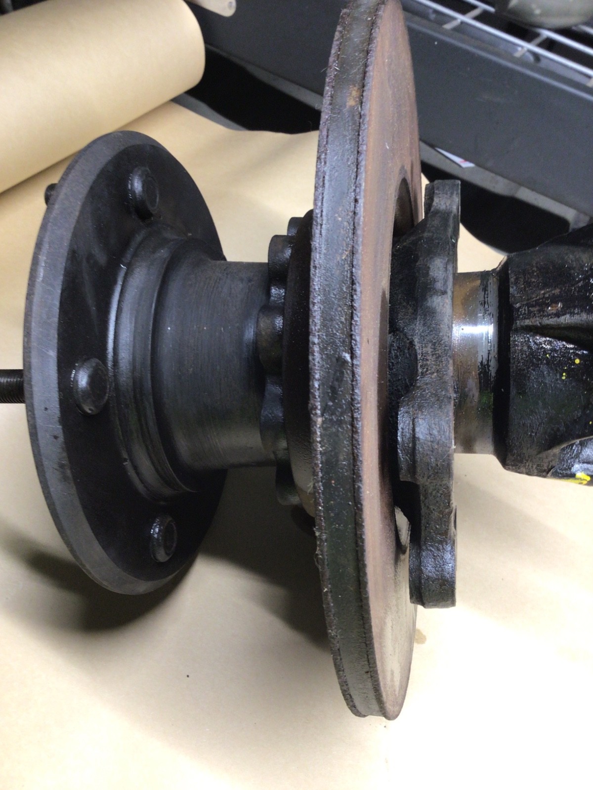 1966 -80 Rolls Royce Silver Shadow Wraith II Rear Left Side Rotor & Hub (2 $600)
