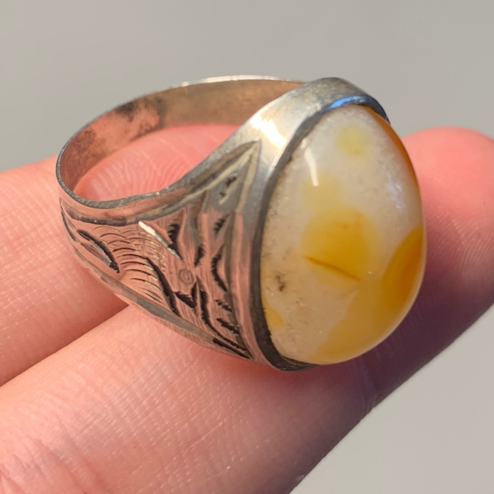 Stunning Vintage Solid Silver Ring Beautiful Uniq… - image 2