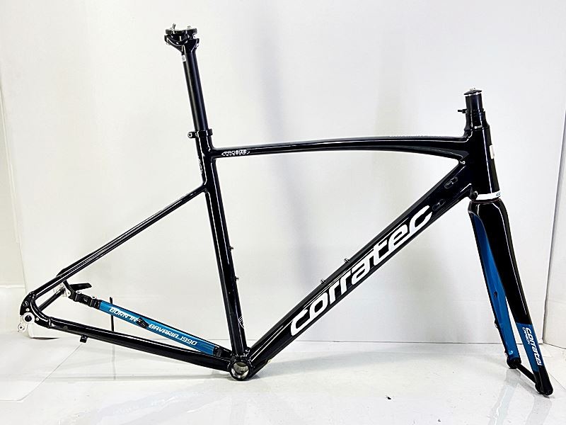 自転車本体 CORRATEC DOLOMITI DISC NAVY / CHROME corratec DOLOMITI DISC – サイクランドマスナガ