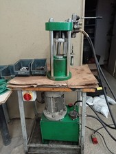 PRESSA OLEODINAMICA ELETTRICA DA OFFICINA PER TUBI ALTA PRESSIONE + TAGLIATUBI