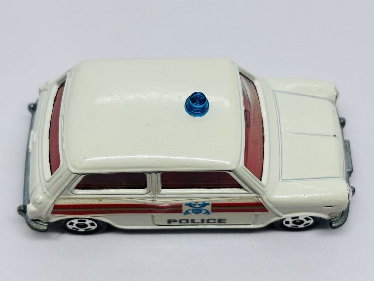 Tomica Tomy F8-2-13 BLMC Mini Cooper S MK-III - Police Car- Car 3