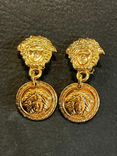 VERSACE GIANNI VERSACE Earrings AUTH GOLD MEDUSA Swing Medal Coin Vintage ken FS - Picture 21 of 22