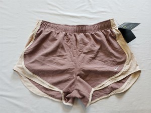 nike mauve shorts
