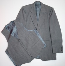 VINTAGE MEN'S GRAY BLAZER SUIT JACKET AND VEST SET - BELTZ CLOTHING - SIZE 41R
