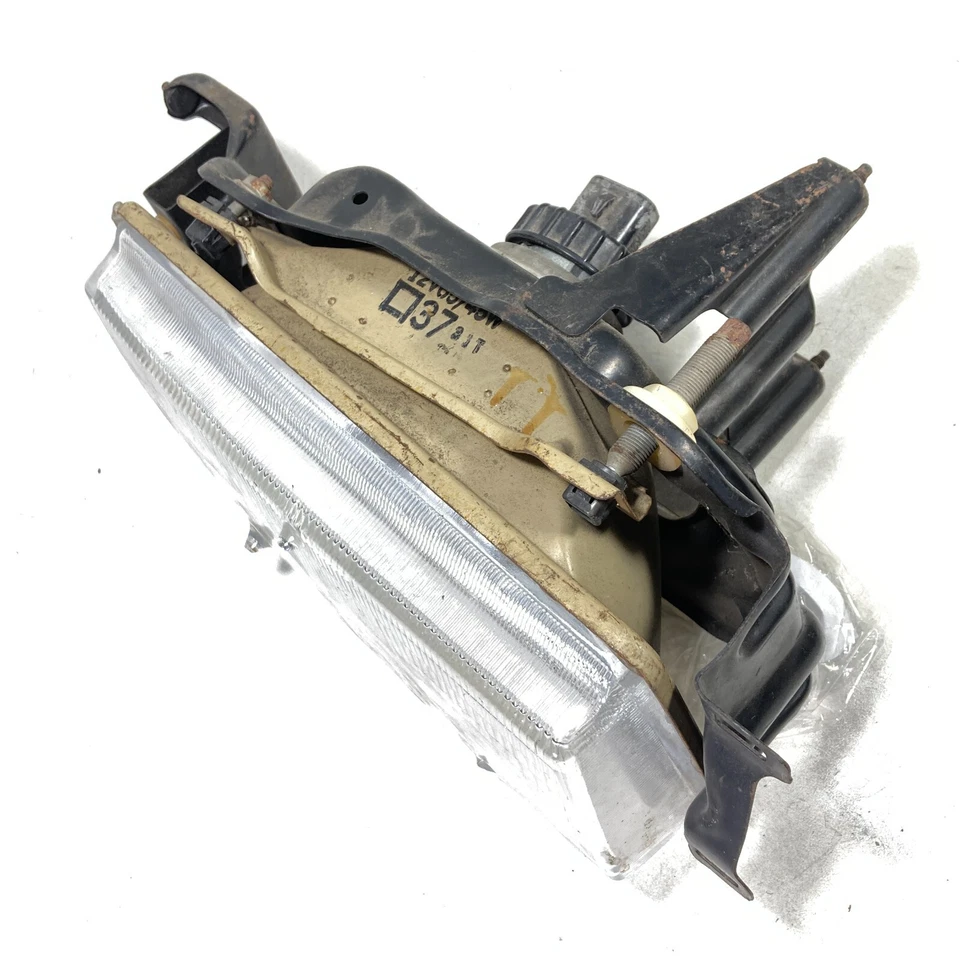 前照灯 右握 1987 年 丰田 Tercel Hatchback 正品 二手 KOITO 16-81 二手 — 第 4/4 张图片