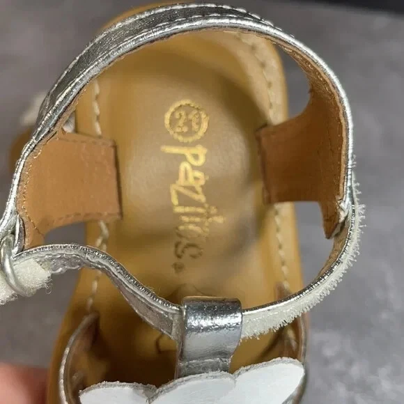 Beso Flor Pazitos Plateado/Blanco Talla 5 Foto 3 de 4