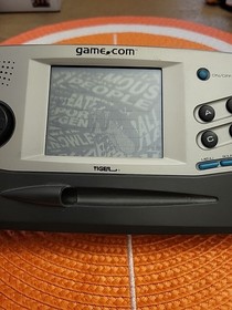 Tiger Game.com Console with 2 Games - Works 