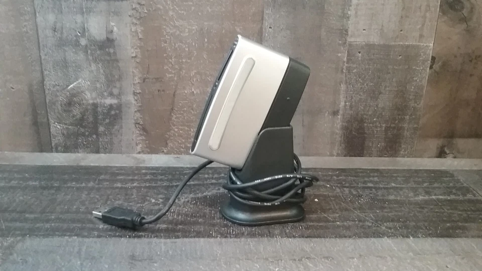 SanDisk ImageMate 6-in-1 USB 2.0 Hi-Speed Card Reader SDDR-86 With Portal Stand - Image 3 of 4