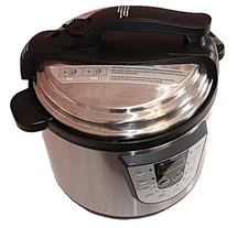 Ambiano Pressure Cooker,    12 cups= 3 quarts,     1000 watts.