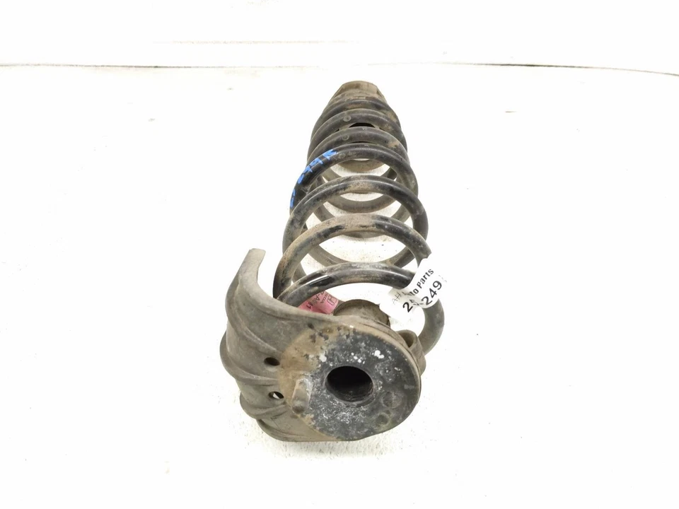 2018-2025 Honda Odyssey Rear Right Coil Spring 52441-Thr-A01 - Image 2 of 4