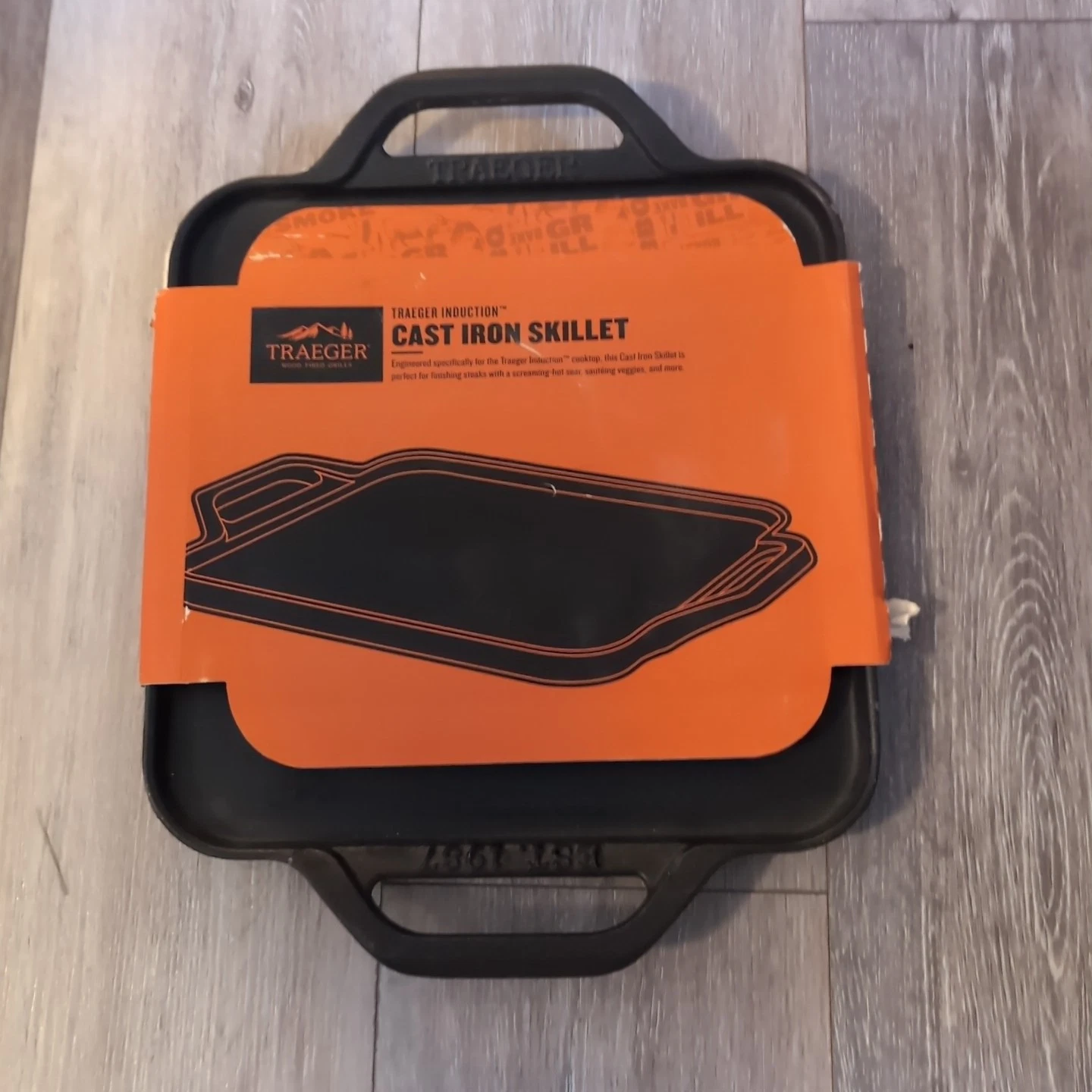 Traeger Cast Iron Skillet BAC620 Induction Grill Pan Handle NEW