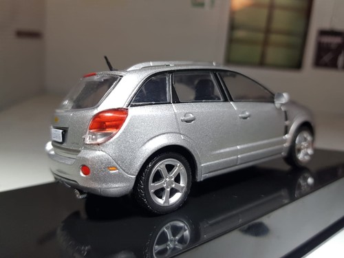 1:43 Vauxhall Opel Antara 2008 SUV Chevrolet Holden Captiva C100 Scale Model - Picture 2 of 6
