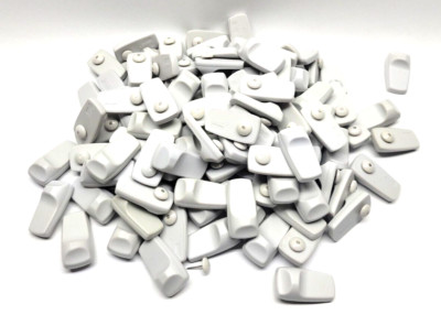 Lot of 100 Checkpoint Hardtag With  Pins, 15AJE