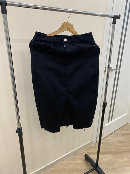 Women Skirt Black Polyester M