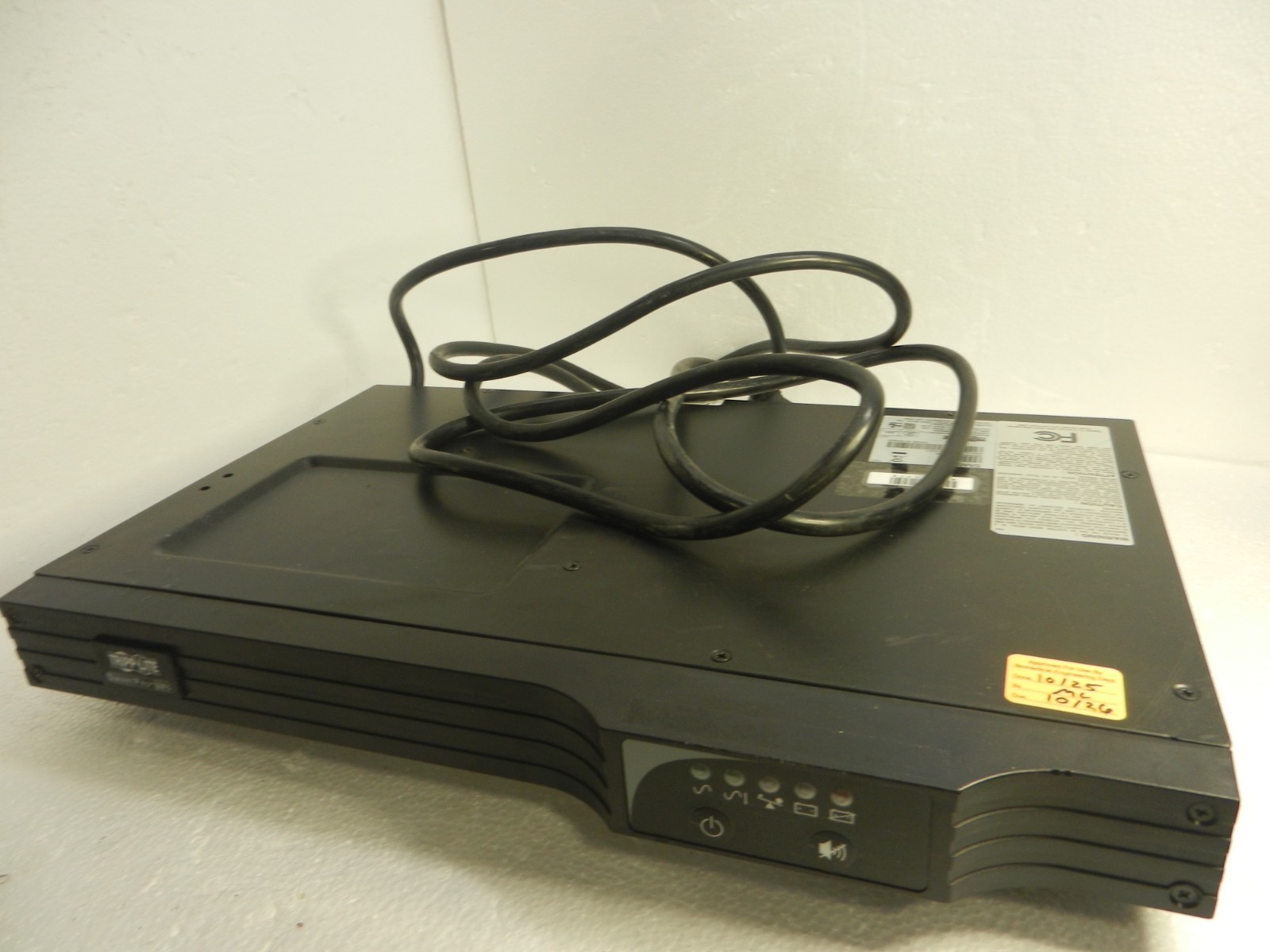 Tripp Lite SMART500RT1U SmartPro UPS 500VA 300W 120V Rackmount (No Batteries)