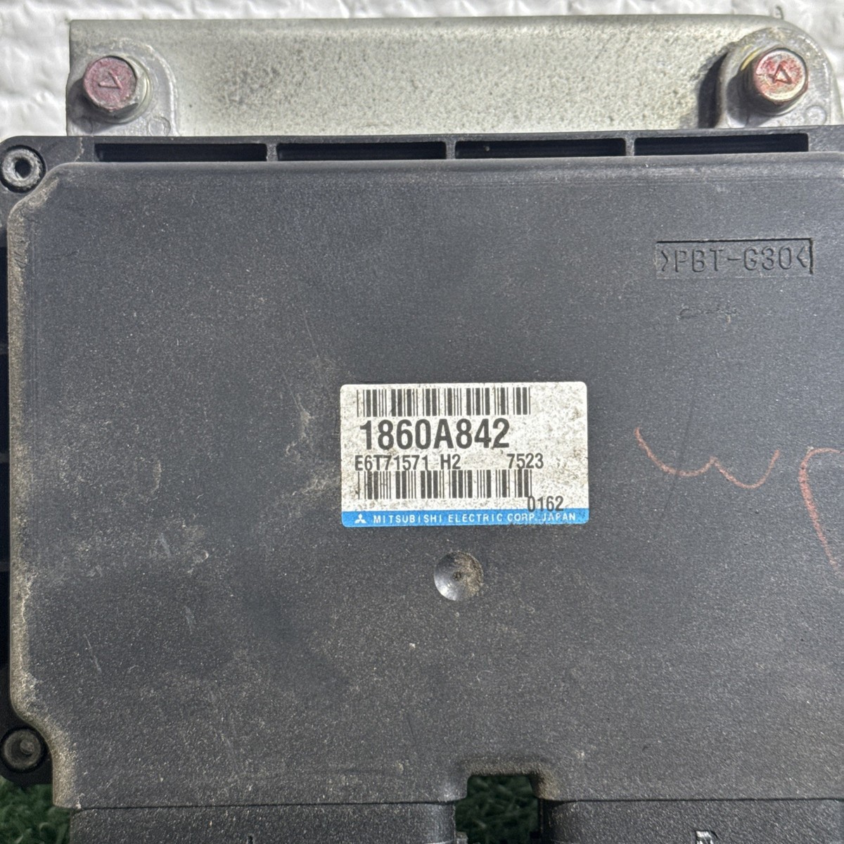 mi_chan.　0430 08-15 MITSUBISHI LANCER 2.4 M/T ECM ECU CONTROL MODULE PCM