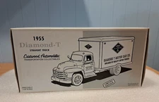 1/34 First Gear Eastwood -1955 Diamond  T Straight Truck Diecast Model #19-1533