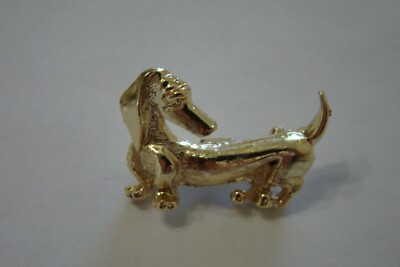 Vintage Gold Tone Dachshund Weiner Dog Brooch Pin