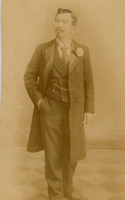 c.1890s G. De Luca Cabinet Card Portrait   Dapper Gentleman, Naples Italy