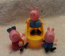 Peppa Pig 3 Figures  Bathroom Tub