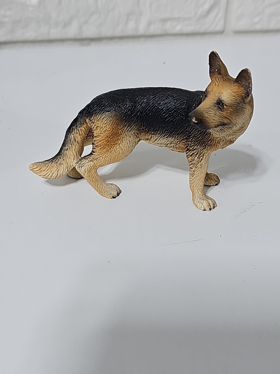 Schleich Germany Lot Of 9 Animal Figures African Elephants, Turtle, Dogs, Bull