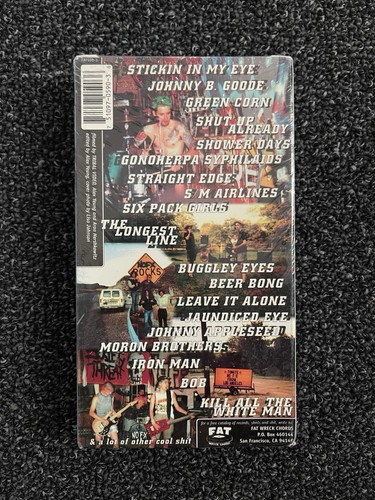 NOFX - Ten Years of Fckin Up VHS Tape 2000 BN Sealed! - Imagen 2 de 4