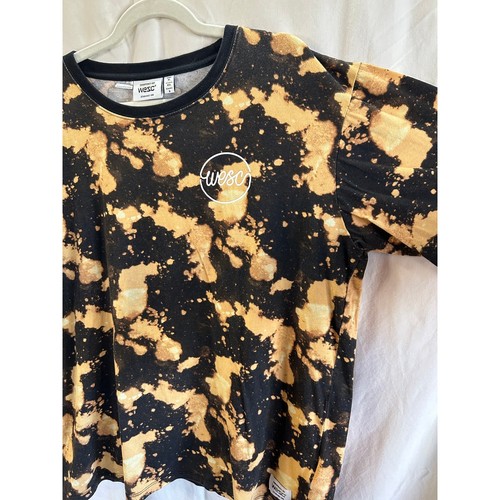 Camiseta gráfica Conspiracy by WESC Bleach Dye - XL - Imagen 3 de 5