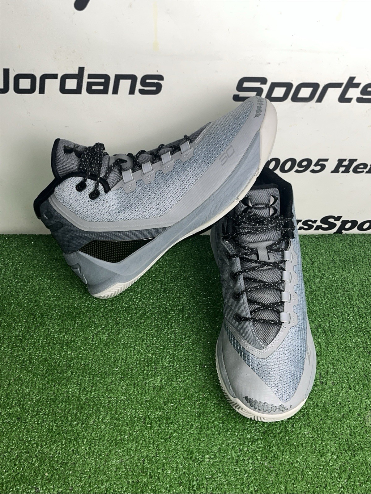 Under Armour Curry Mens Basketball Shoes Size Grey Matter