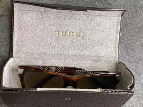 Lunettes de soleil vintage GUCCI Wonmen verres Havana marron dégradé avec étui excellent état occasion - Photo 8/10