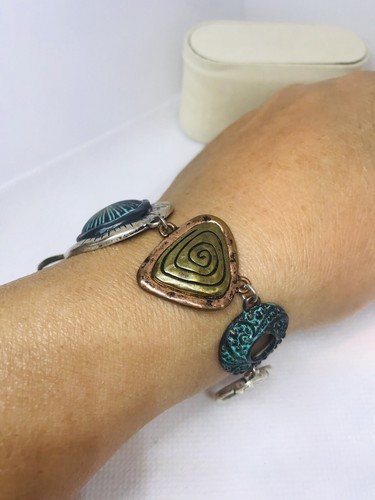 Beautiful Boho Enamel Mixed Metal Link Magnetic Clasp Bracelet - Picture 3 of 5