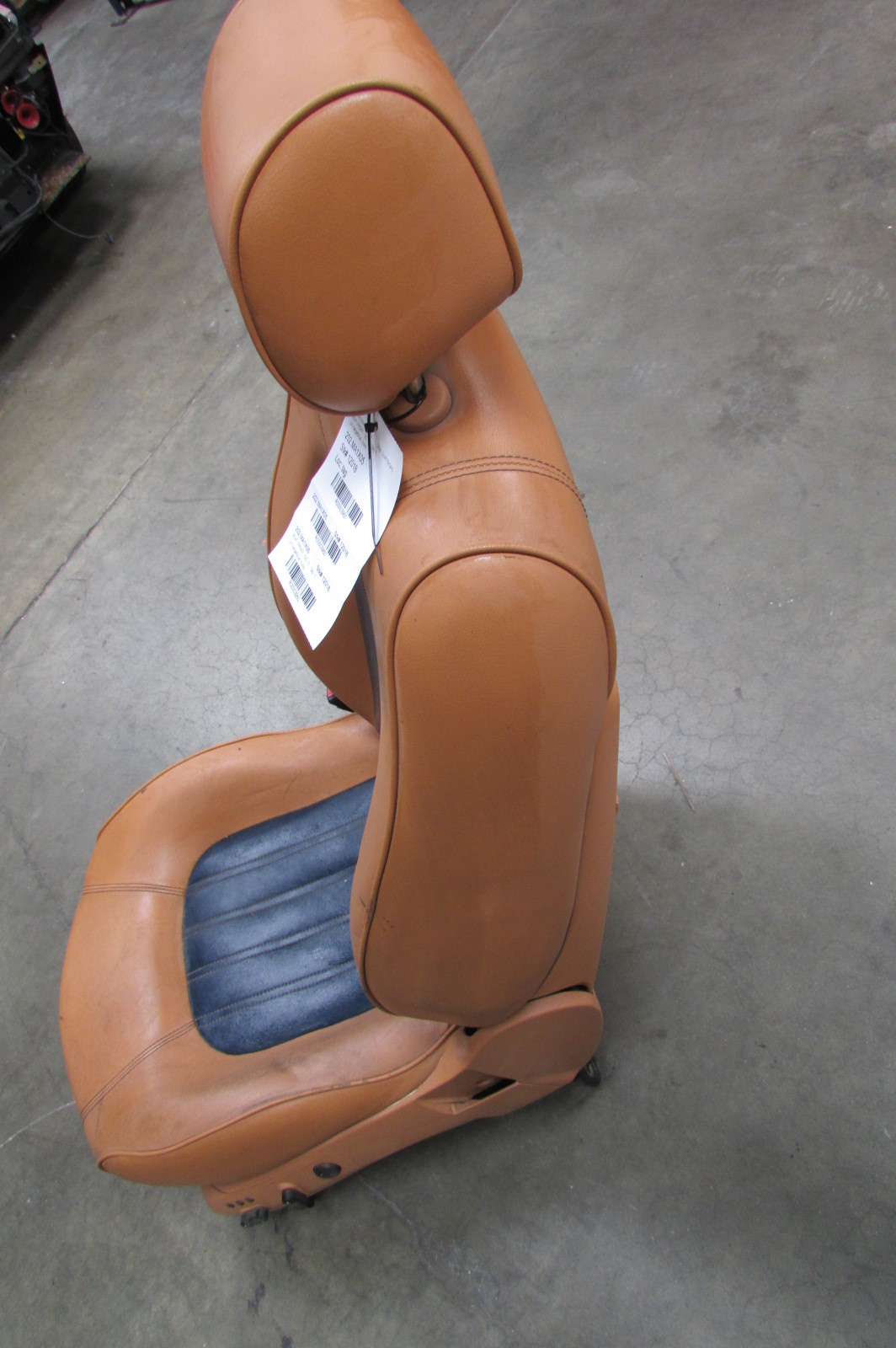 Maserati Quattroporte, LH, Left Front Seat, Cuoio, Used
