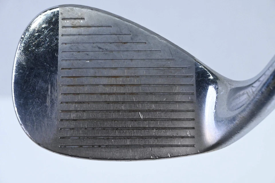 Cleveland 588 Tour Action Gap Wedge / 51 Degree / Wedge Flex Dynamic Gold Shaft - Image 2 of 4