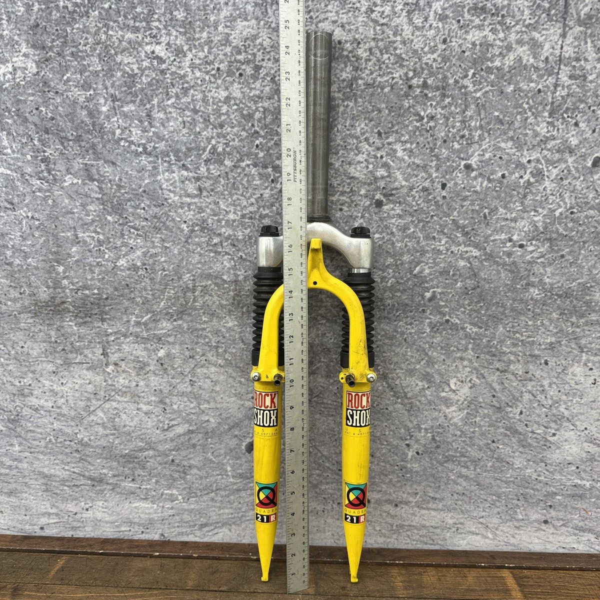 Vintage RockShox Quadra 21R Suspension Fork 1 1/8 Threadless 26in