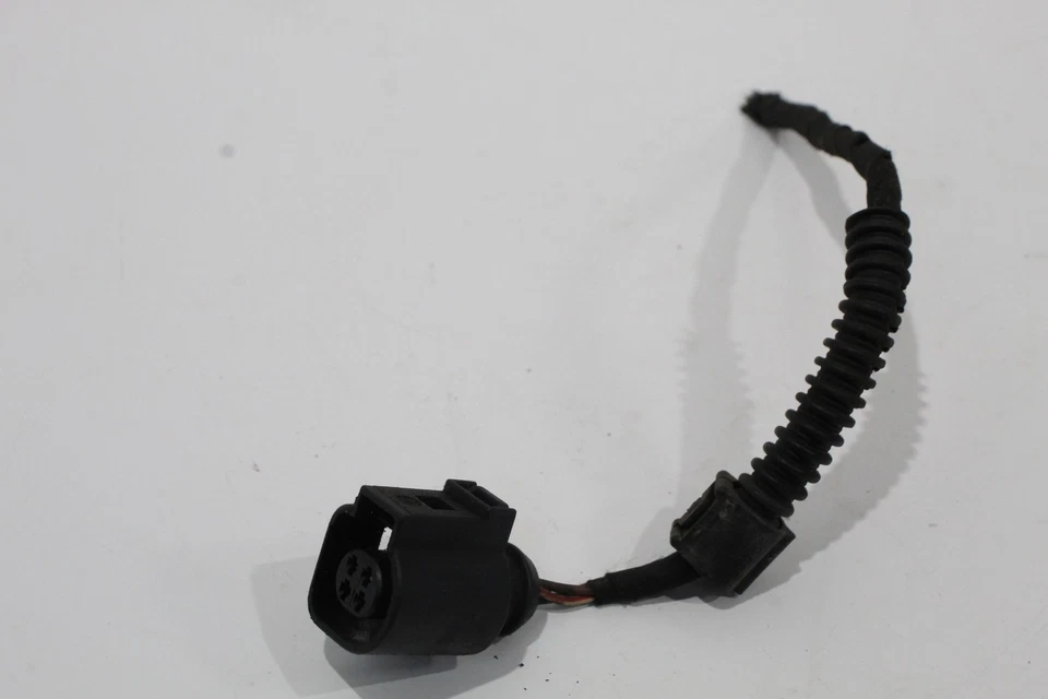 Conector de cableado de 4 pines y longitud corta de cable VW Pointer 37 4B0973712 Foto 3 de 4