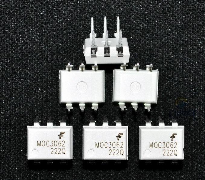 10PCS MOC3062 OPTOISOLATOR 7.5KV TRIAC 6DIP FSC