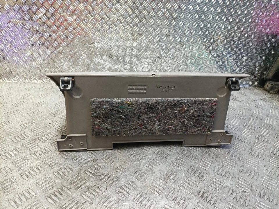 ROVER 200 CABRIOLET 1996-1999 GLOVEBOX COMPARTMENT - Image 3 of 4