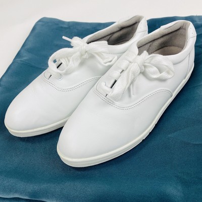 white leather keds