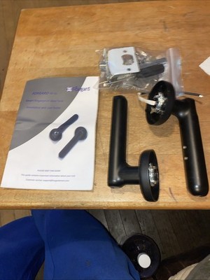 Foxgard Smart Fingerprint Door Lock Keyless Entry w/ Handle Biometric - NEW/open