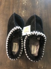New NWT Fireside By Dearfoams Size 10 Comfort Slippers Shearling