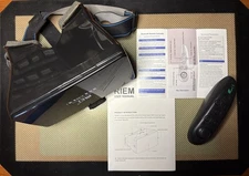 RIEM CELL PHONE VR HEADSET & W/BLUETOOTH GAMING OR VIDEO REMOTE W/INSTRUCTIONS 