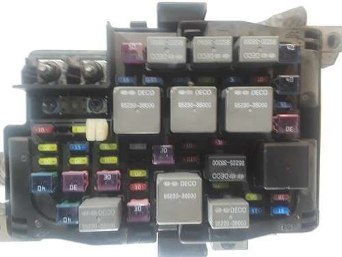 2007 KIA OPTIMA UNDER HOOD FUSE BOX O0X5 - Picture 2 of 5